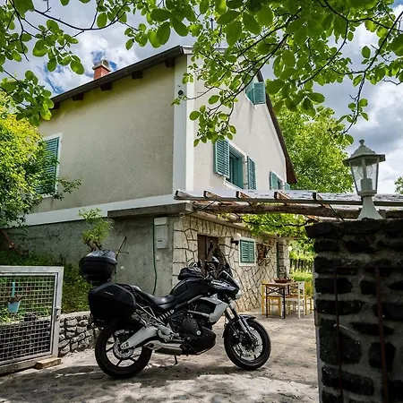 Holiday home Hillside 2 A Szent Gyoergy-hegy Lankain