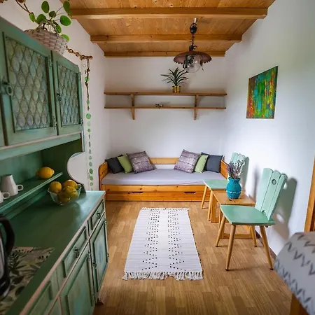Hillside 2 A Szent Gyoergy-hegy Lankain Tapolca