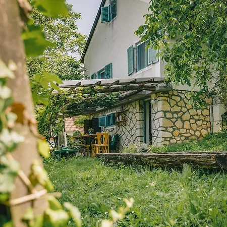 Hillside 2 A Szent Gyoergy-hegy Lankain Σπίτι διακοπών Ταπόλκα